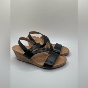 Women’s Life Stride SOFT SYSTEM Black MILLY Leather Cork Wedge Sandals Size 8W